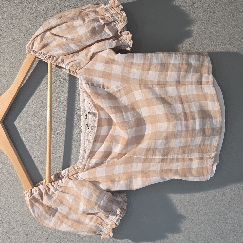 Abercrombie & Fitch Beige Checkered Puff Sleeve Blouse